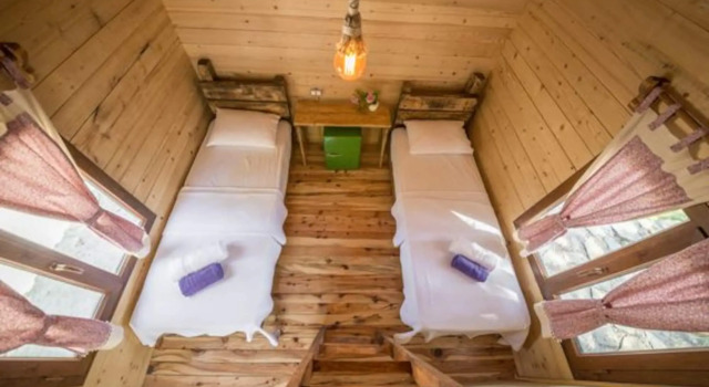 Morkoyun Bungalov Kamp, Rezerwuj Hotel Hotele w Karaburun z parkingiem, Parking