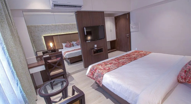 Hotel Park Tree, Забронировать Отель Отели штата Махараштры с завтраком, Завтраки