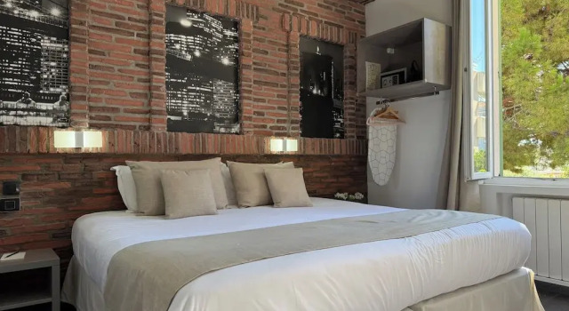 Трёхместный номер Standard с видом на сад Ideal Sejour Cannes - Hôtel de Charme