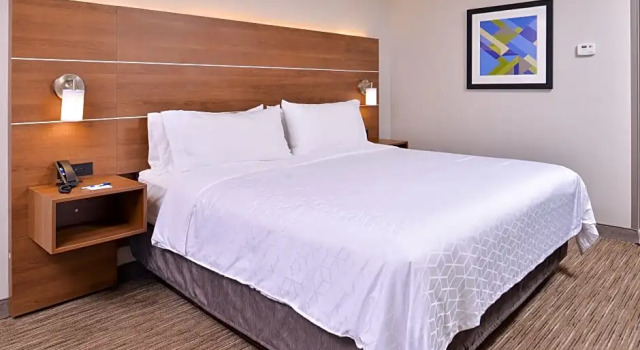 Двухместный люкс Holiday Inn Express & Suites Selma by IHG