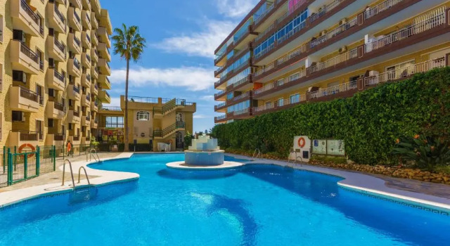Апартаменты ☆Beachfront 1br Ronda 4 - Ac/Wifi/Pool