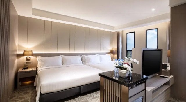 Superior- firedobbelt værelse med altan med byudsigt Hotel Valletta