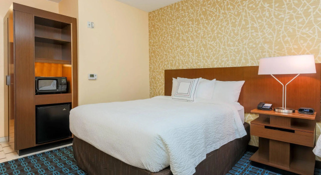 Четырёхместный люкс Fairfield Inn & Suites by Marriott Cuero