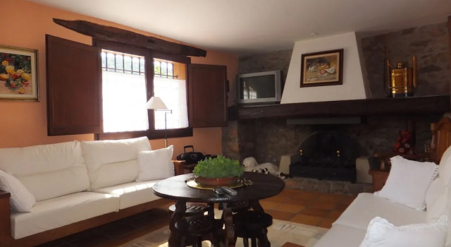 Can Xisquet, Book Hotel Hotels in Osona with Parking, Parking