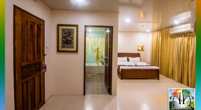 Номер Deluxe A&A Plaza Hotel