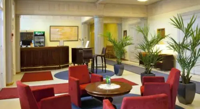 Mänttä Club, Rezervovat Hotel Hotely v Central Finland s parkováním, Parkování