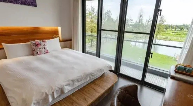 Номер Standard 193 County Garden BnB