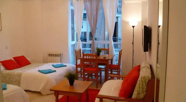 Village Atocha Apartments, Prenota Appartamento Vestal Stato di New York