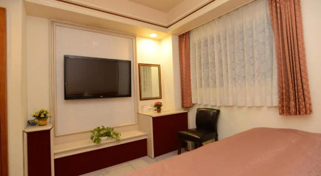 Hua Guo Hotel, Забронировать Отель Цзилун Тайвань, рядом с Keelung Fort Commander's Official Residence