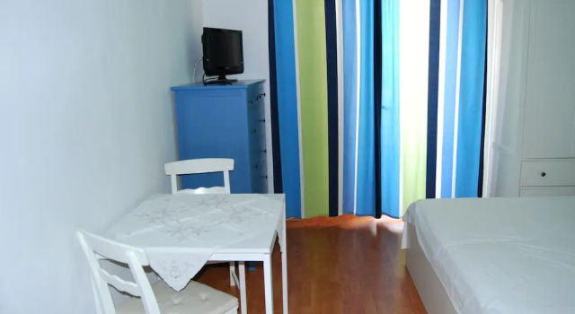 Apartmani Zoran, Rezerwuj Hotel Hotele w Split-Dalmatia County z parkingiem, Parking
