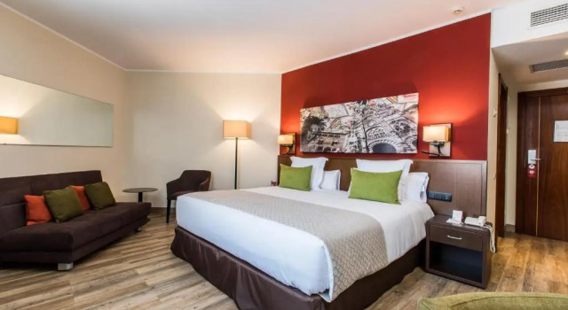 Двухместный номер Superior Отель Leonardo Hotel Barcelona Gran Via