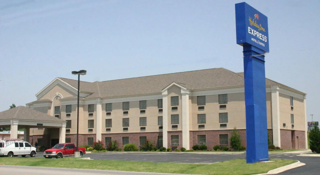 Holiday Inn Express Hotel & Suites Vinita, Boek Hotel Hotels in Oklahoma met zwembad, Zwembad