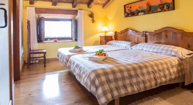 Casa Rural Etxeberria, Prenota Hotel Imotz 