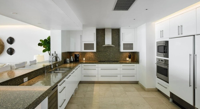 Portico 3 by Blue Sky Luxury, Boek Appartement Prospect Saint James