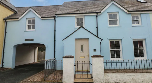 Archway House