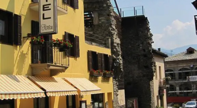 Hotel Florian, Buchen Sie Hotel Nus Aostatal