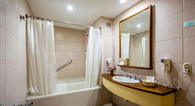 Полулюкс Hotel Olé Caribe