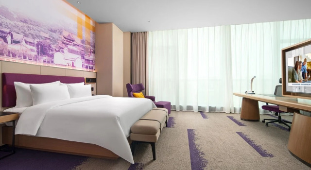 Люкс Business Holiday Inn Express Foshan Beijiao by IHG
