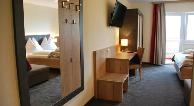 Трёхместный номер Standard Hotel Pariente