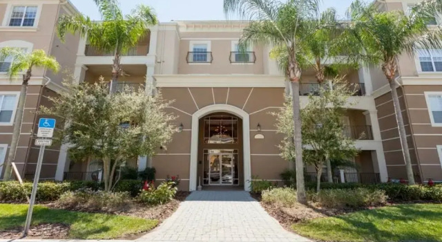 Vista Cay 3 BR Condo Large Balcony - NPM 8841