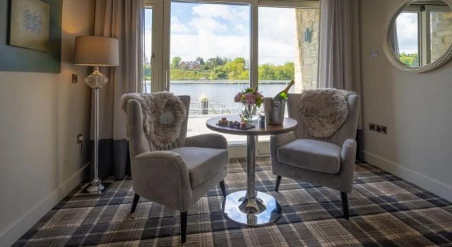 Номер Superior с видом на воду The Lakeside Hotel & Leisure Centre