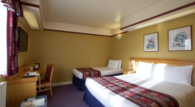 Семейный номер Standard Derby Station Hotel, Sure Hotel Collection by Best Western