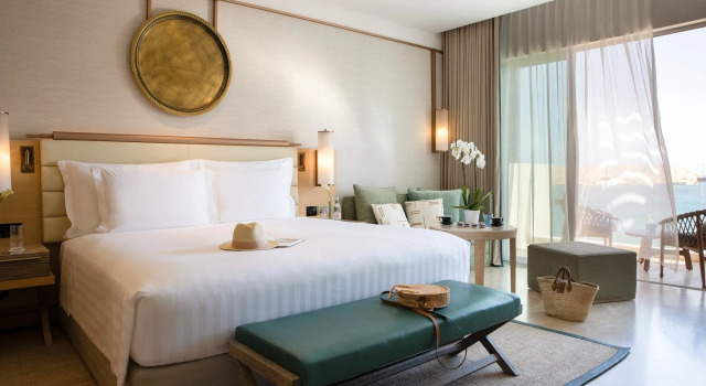 Номер Club Ocean с балконом Jumeirah Muscat Bay Oman