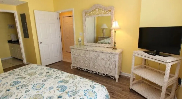 Majestic Sun 403A - 2 Br home by RedAwning, Varaa Huoneisto Miramar Beach Emerald Coast