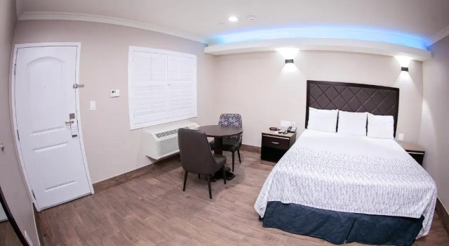 Одноместный номер Standard Diamond Bell Inn & Suites