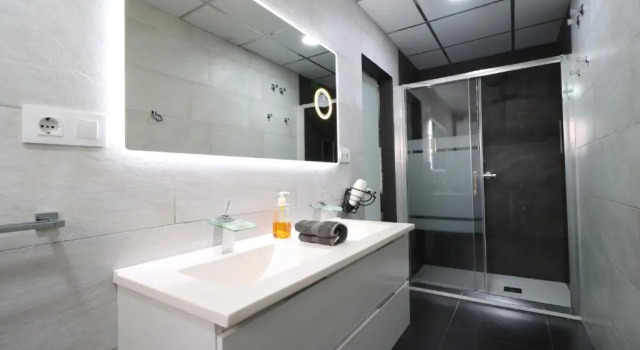 Люкс с балконом Carthago Suites