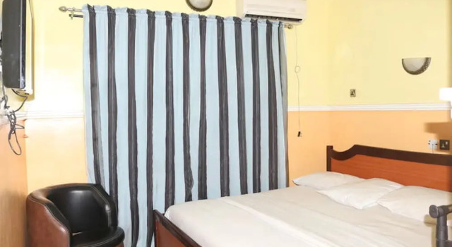 Lifeline Hotel and Suites, Rezerwuj Hotel Uyo Aqua-Ibom