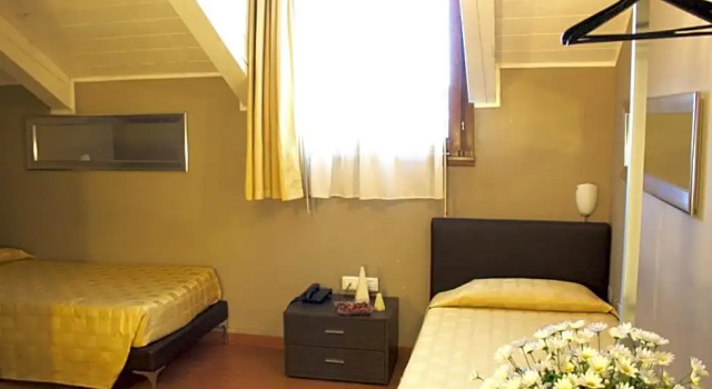Полулюкс Small Hotel Royal