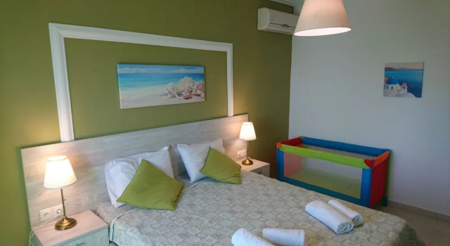 Elia House a quiet seaside place, Забронировать Отель  