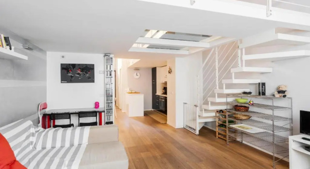 Апартаменты Awesome loft in the city center of Milan
