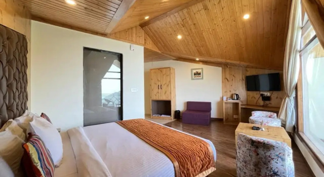 Номер Premium Kufri Pacific Resort