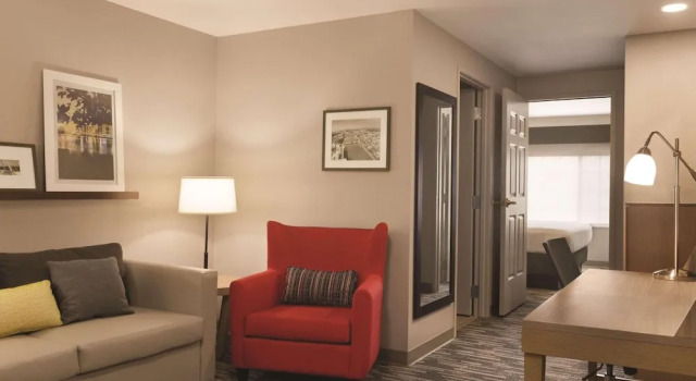 Люкс c 1 комнатой Country Inn & Suites by Radisson, Green Bay North