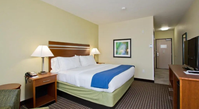 Двухместный номер Standard Holiday Inn Express and Suites Denver East Peoria Street by IHG