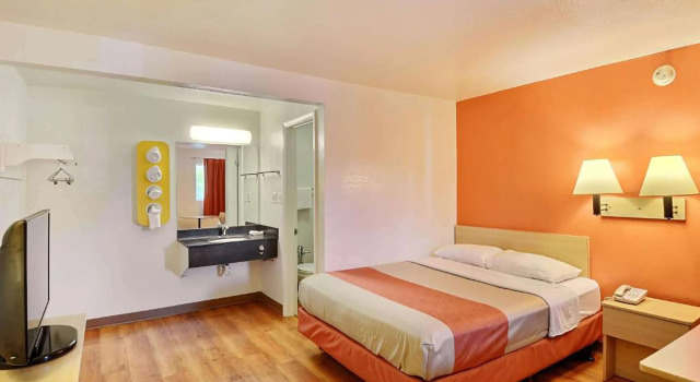 Motel 6 Brattleboro, 예약 호텔 브레틀보로 버몬트