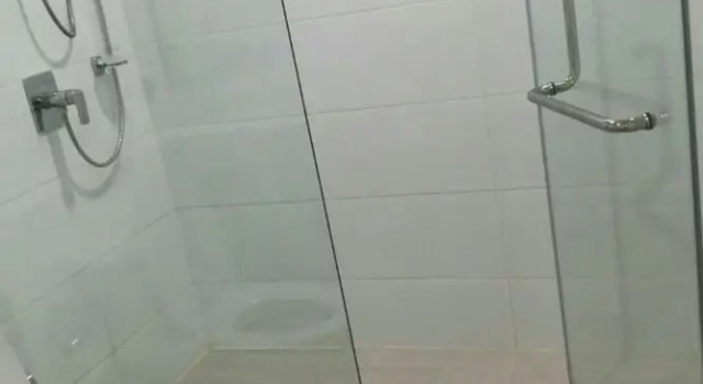 Студия Deluxe Le Vanvarothai Saladaeng Residence