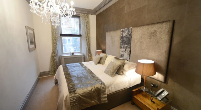 The Townhouse Hotel