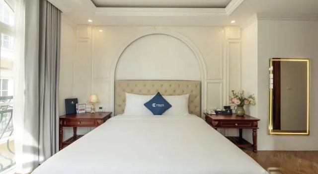 Двухместный номер Deluxe с балконом Emirates Hotel Phu Quoc