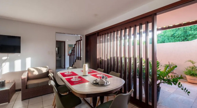 House w/ Pool 200 m From the Beach Pro0003