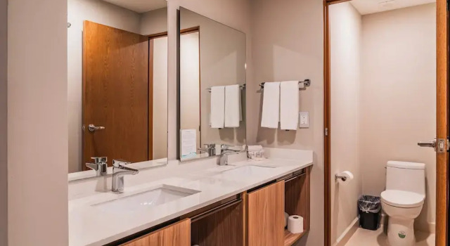 Номер Wyndham Garden Mazatlan Marina