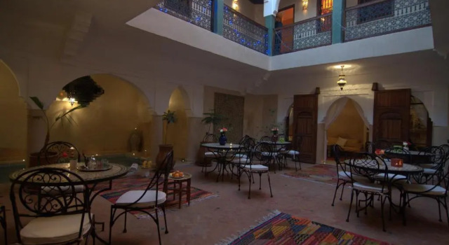 Camera Standard Riad Imilchil