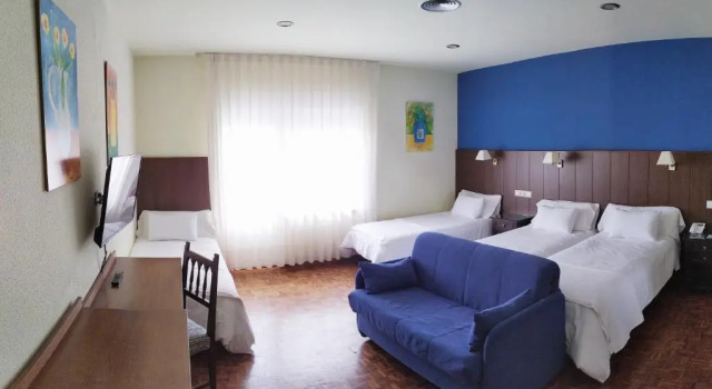 Четырёхместный номер Standard Hotel EO