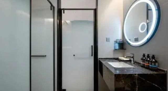 Люкс Kelly Hotel (Zhijiang Seven Star Plaza International Trade Shop)