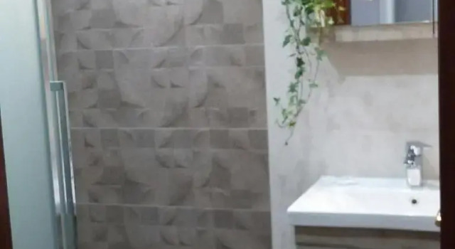 Номер Standard Katsenos studios