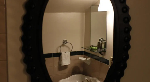 Трёхместный номер Deluxe Stone Chalet Bed & Breakfast Inn