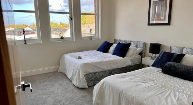 Luxury 3 Bedroom Modern Penthouse- Birmingham City, Забронировать Отель Отели Бирмингема с парковкой, рядом с Royal Birmingham Society of Artists, Парковка