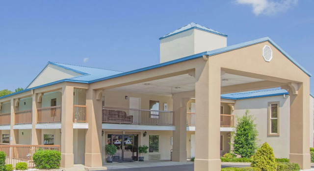 Days Inn & Suites by Wyndham Pine Bluff, Boek Hotel Pine Bluff Arkansas